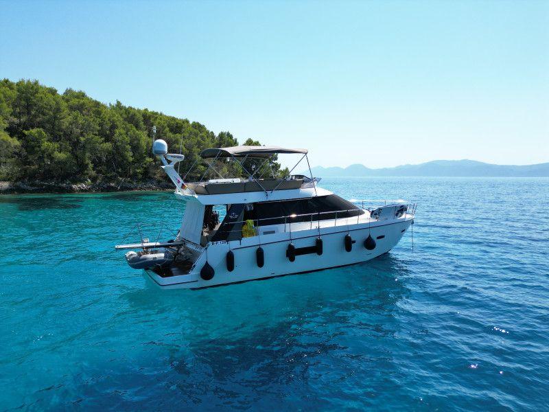 Sealine F42/450