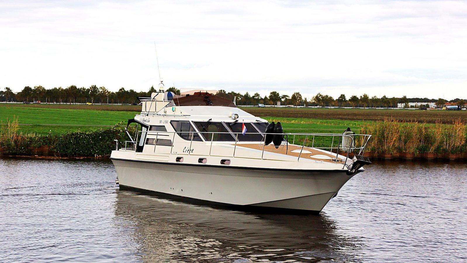 Powless Super 38 Express