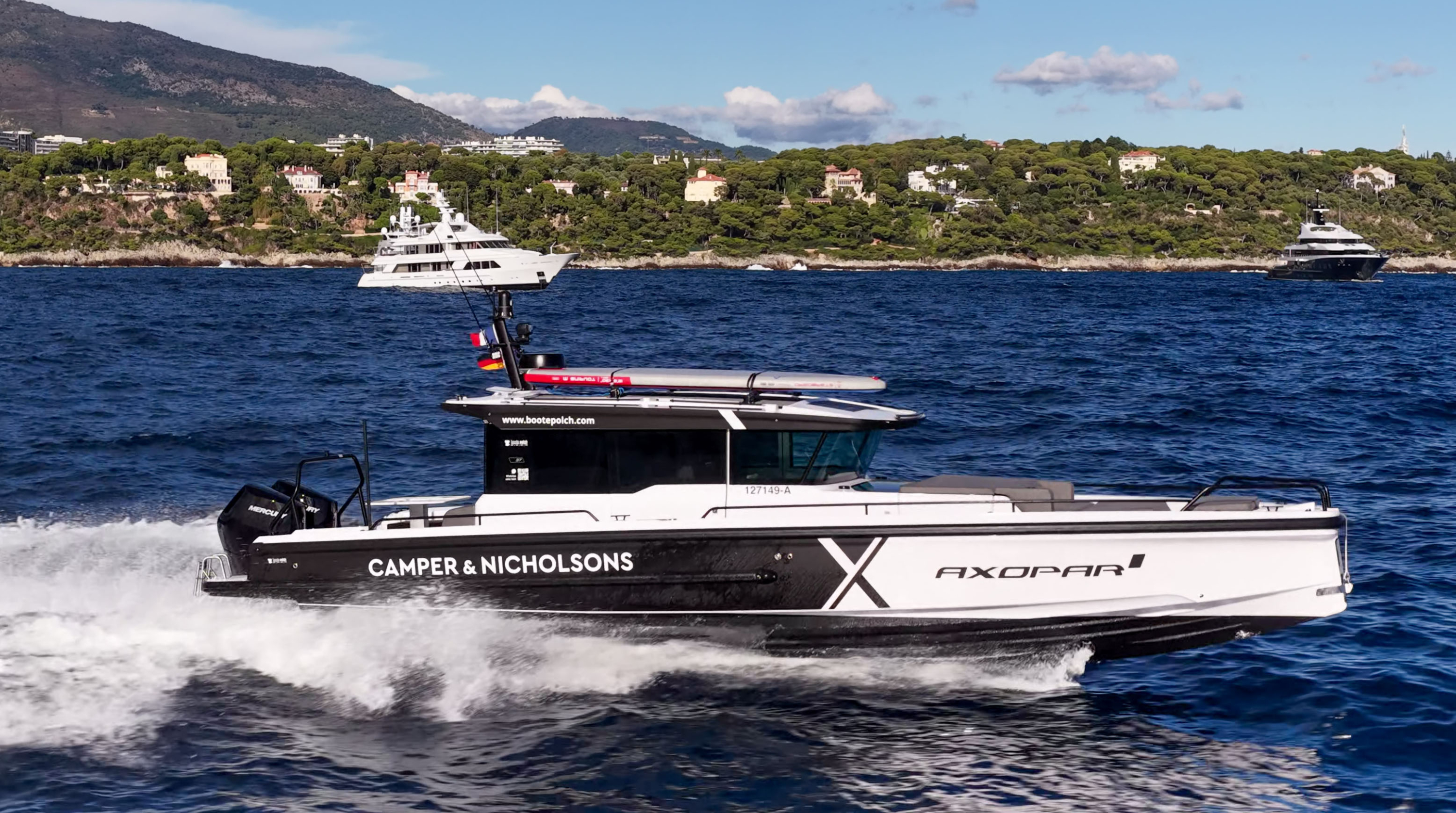 Axopar 37 Cross Cabin - reserviert (Tender/Chase Boat - Gyro, Lithium, Flir Nightvision)
