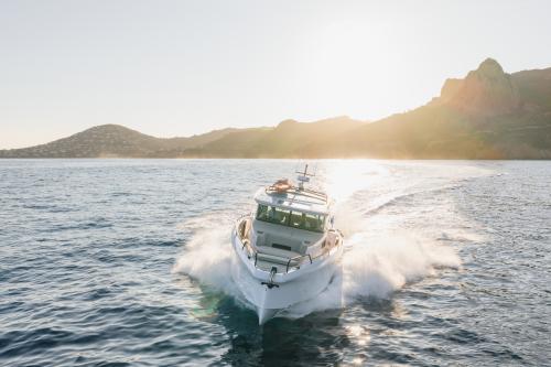Axopar 45 Cross Cabin - reserviert