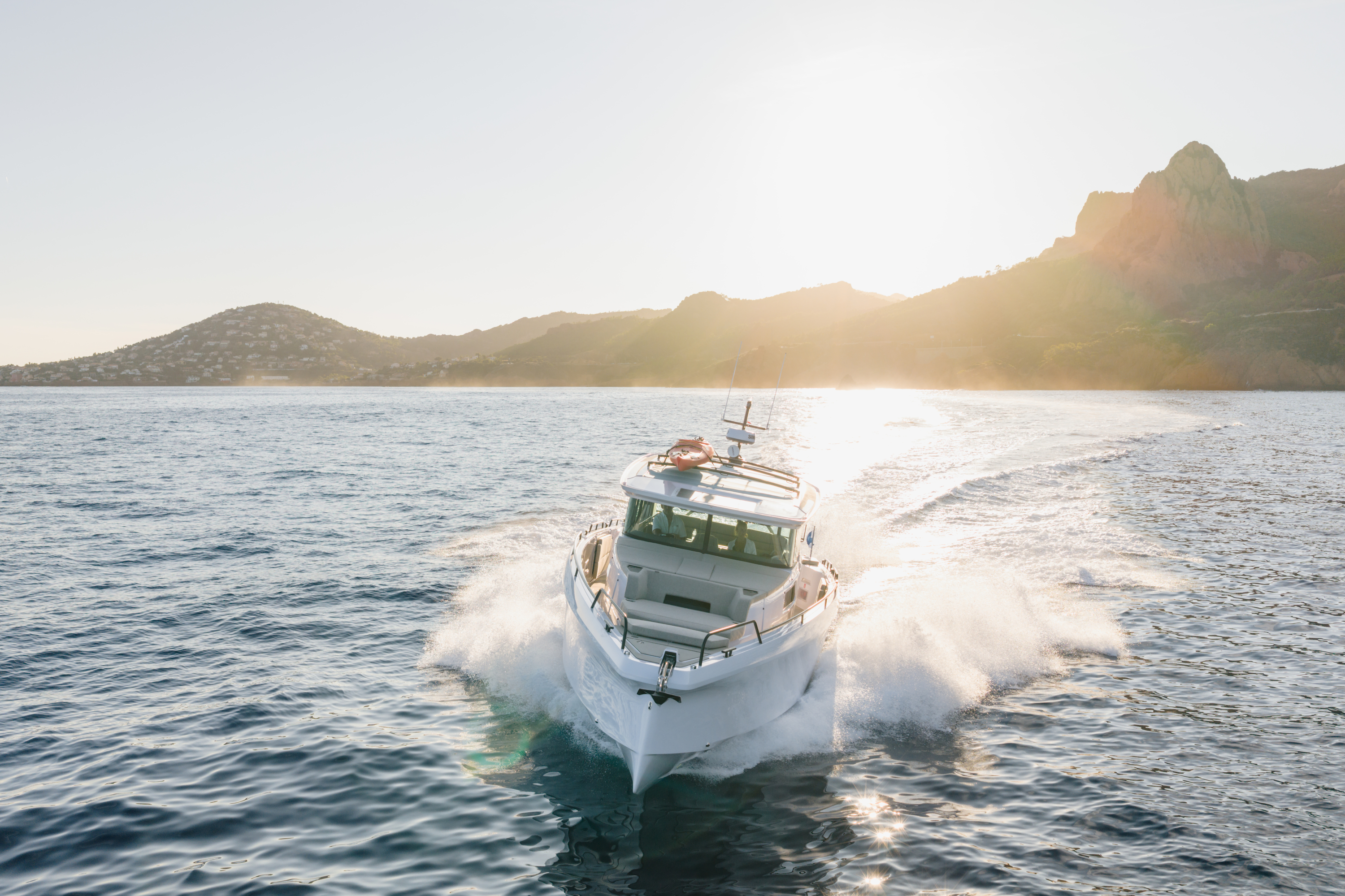 Axopar 45 Cross Cabin - reserviert