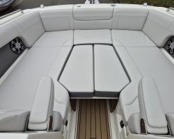 Sea Ray SDX 270 Europe Vorschaubild 4