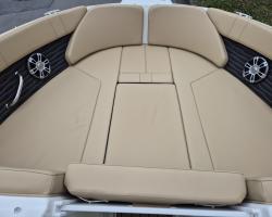 Sea Ray SPX 230 Europe Vorschaubild 3