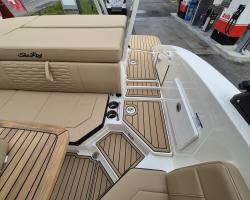 Sea Ray SPX 230 Europe Vorschaubild 16