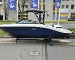 Sea Ray SPX 210 Europe Vorschaubild 1