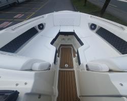 Sea Ray SLX 250 Europe Vorschaubild 2