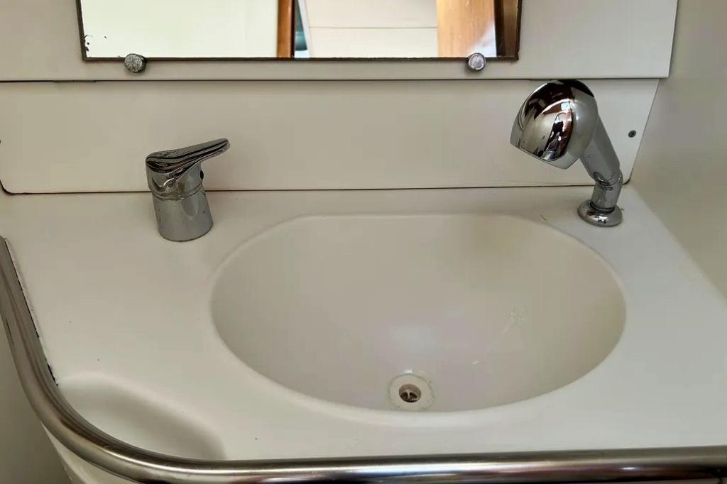 Sun Odyssey 35 - Image 5