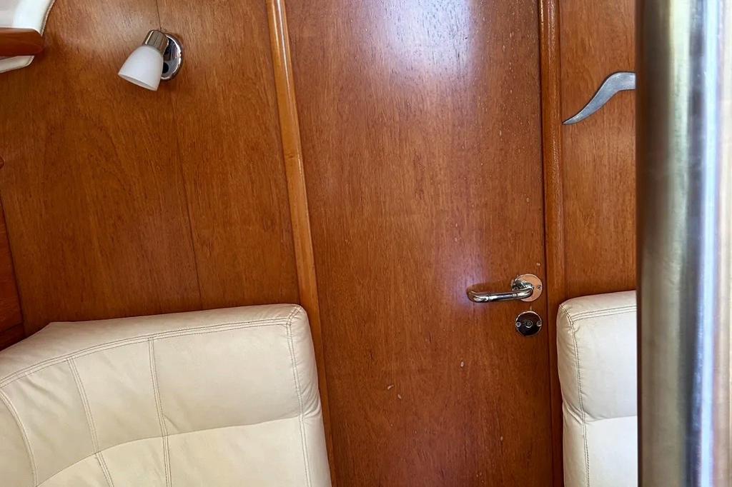 Sun Odyssey 35 - Image 20