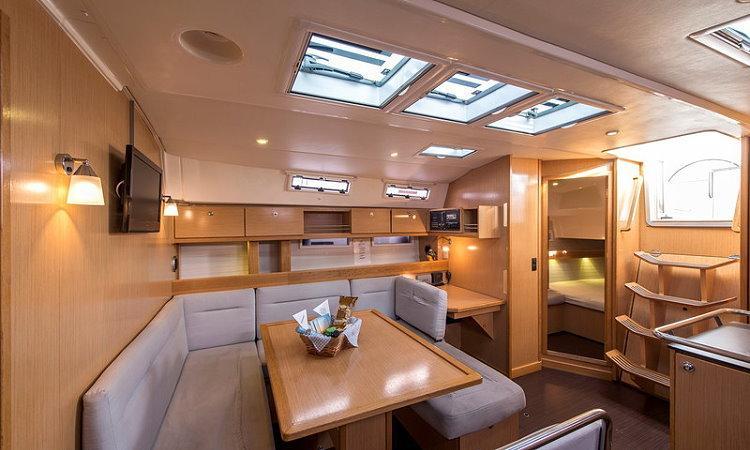 Bavaria Cruiser 45 - Image 4