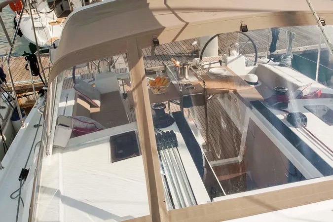 Beneteau Oceanis 41.1 - Image 4