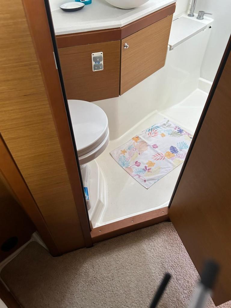 Jeanneau 51 - Image 20