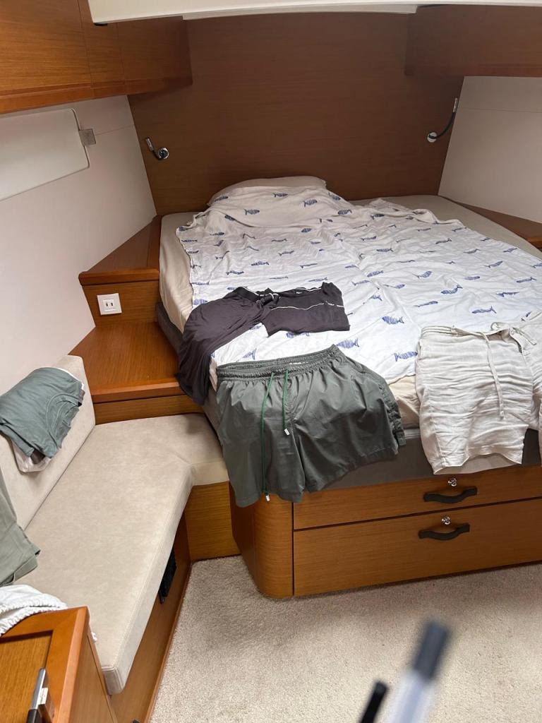 Jeanneau 51 - Image 25