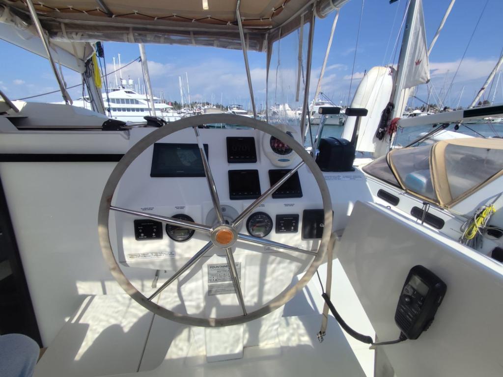 Fountaine Pajot Astrea 42 - Image 6