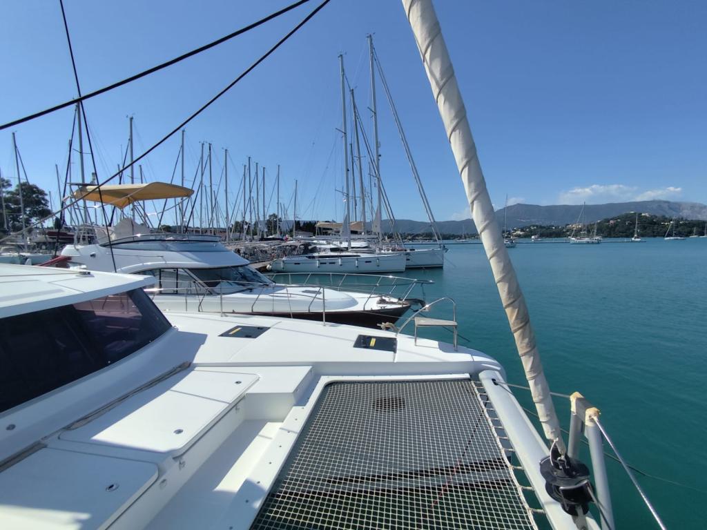 Fountaine Pajot Astrea 42 - Image 13