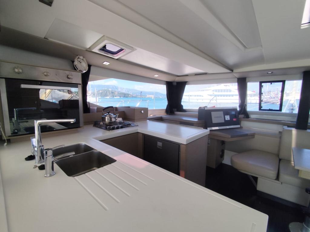 Fountaine Pajot Astrea 42 - Image 20