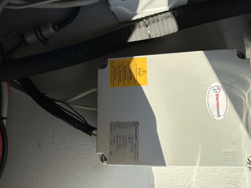 Fountaine Pajot Astrea 42 - Image 38