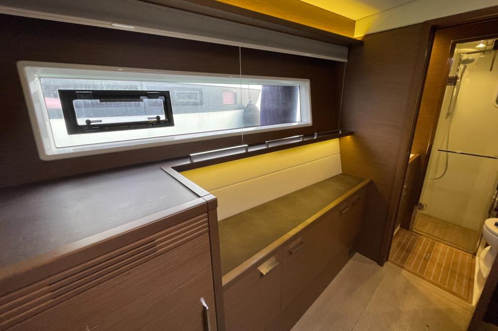 Lagoon 620 - Image 15