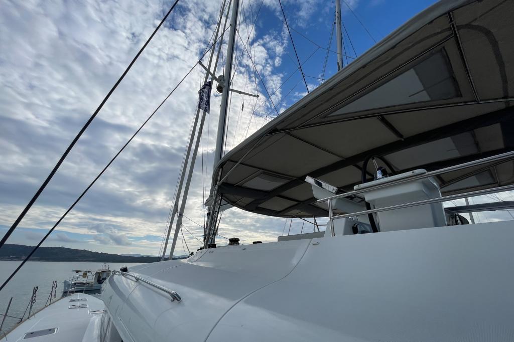 Lagoon 620 - Image 24