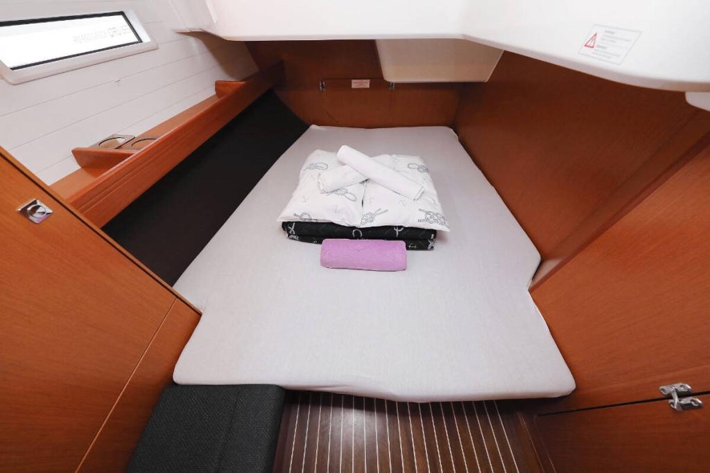 Bavaria Cruiser 51 - Image 23