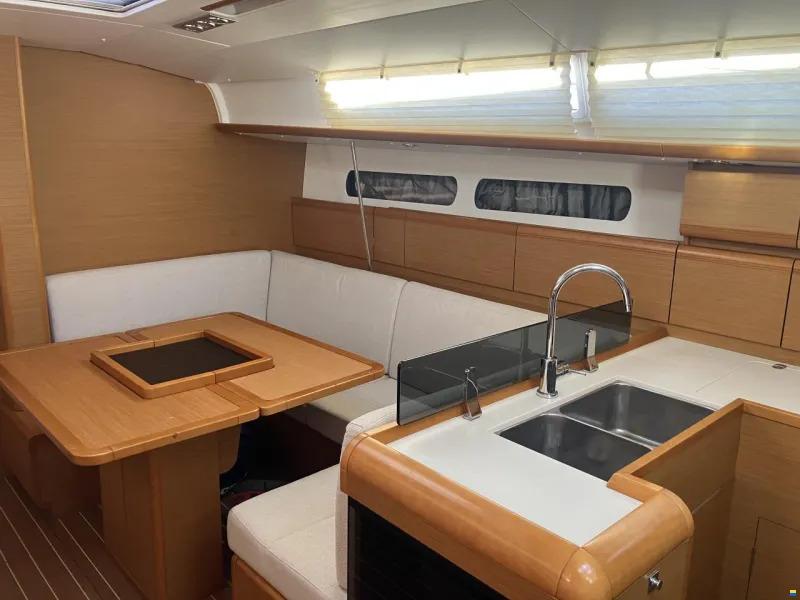 Jeanneau Sun Odyssey 409 - Image 10