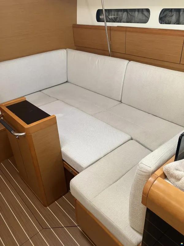 Jeanneau Sun Odyssey 409 - Image 11