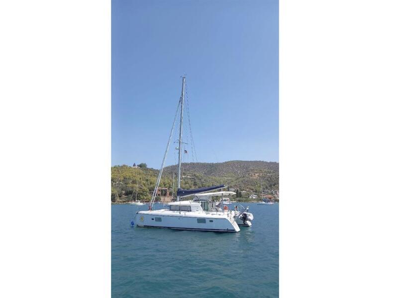 Lagoon 420 - Image 5