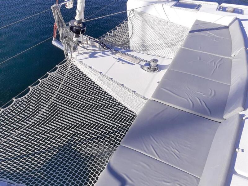 Lagoon 420 - Image 19