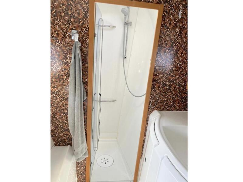 Lagoon 420 - Image 32