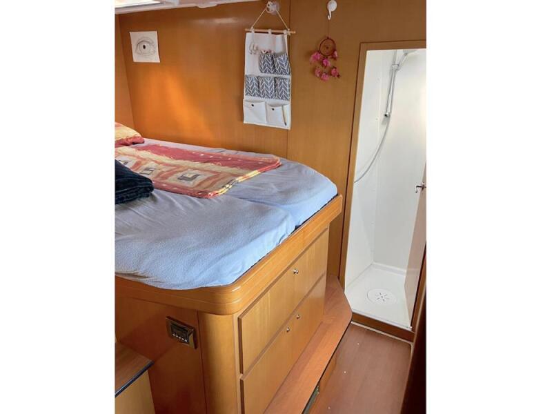 Lagoon 420 - Image 35