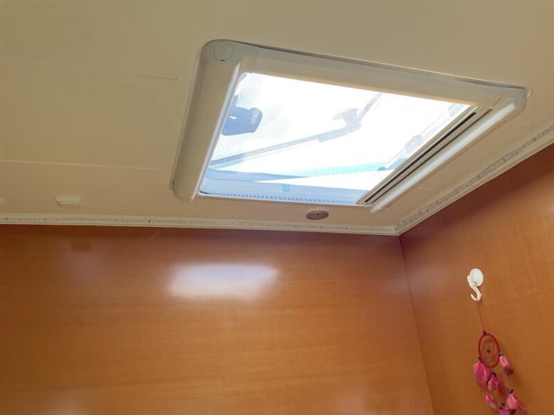 Lagoon 420 - Image 36