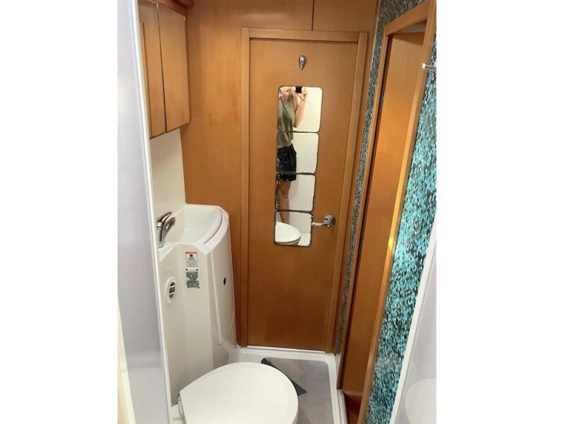 Lagoon 420 - Image 47