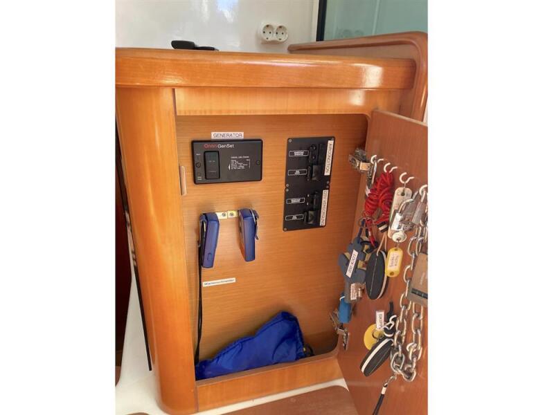 Lagoon 420 - Image 53