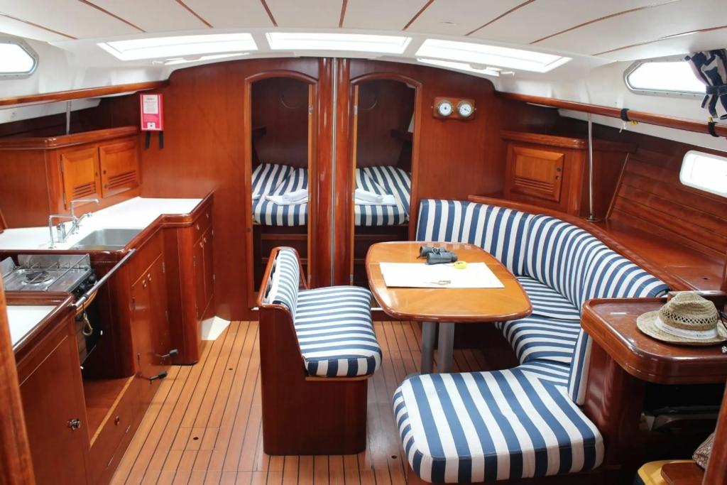 Beneteau Oceanis Clipper 473 - Image 11
