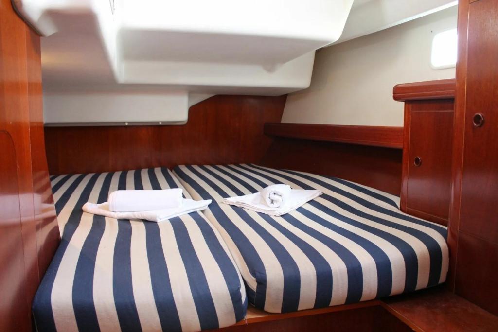 Beneteau Oceanis Clipper 473 - Image 14