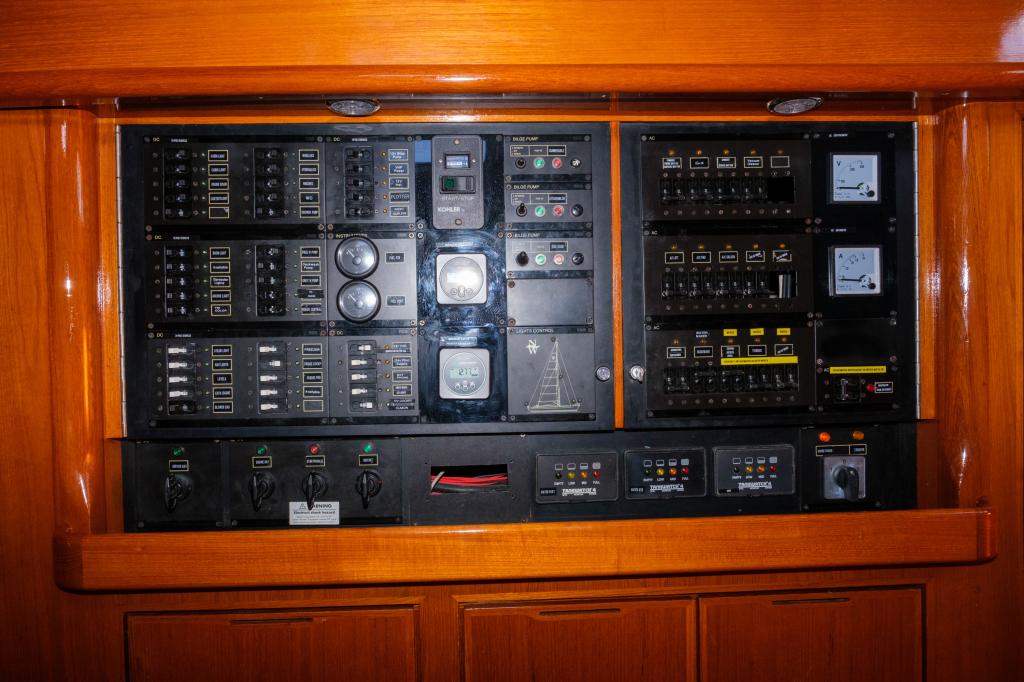 North Wind 58 - Image 17