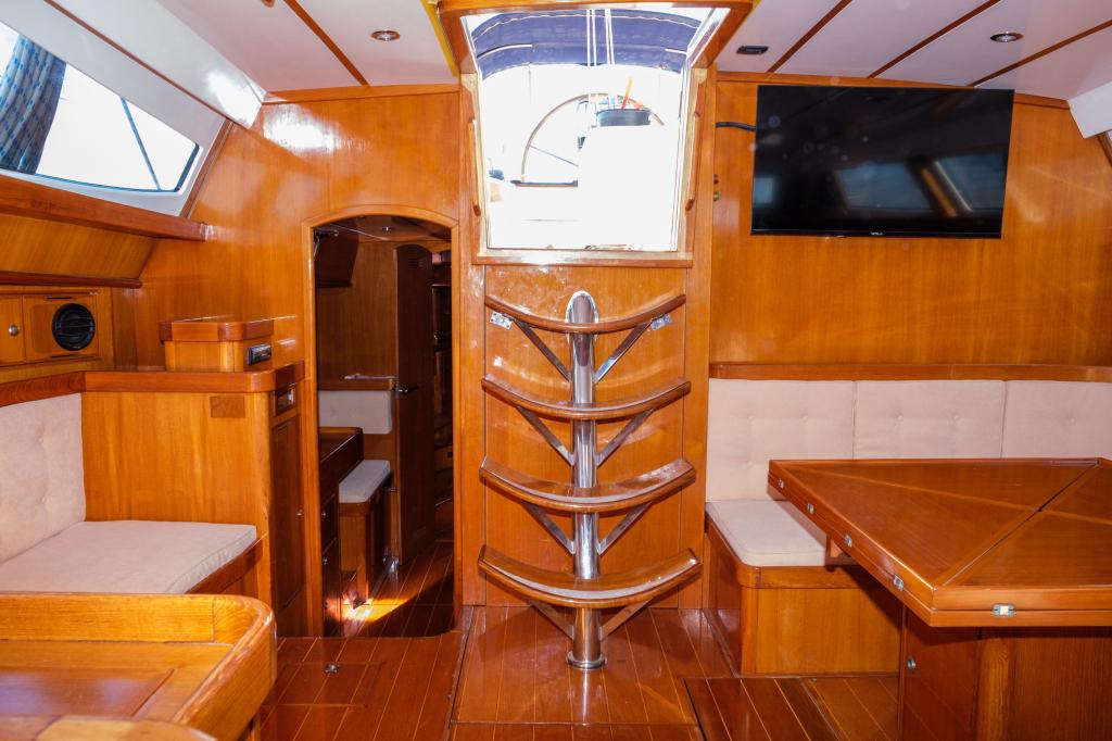 North Wind 58 - Image 23