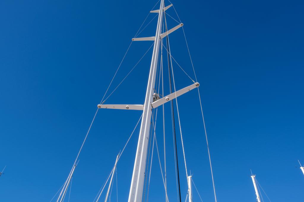 North Wind 58 - Image 13