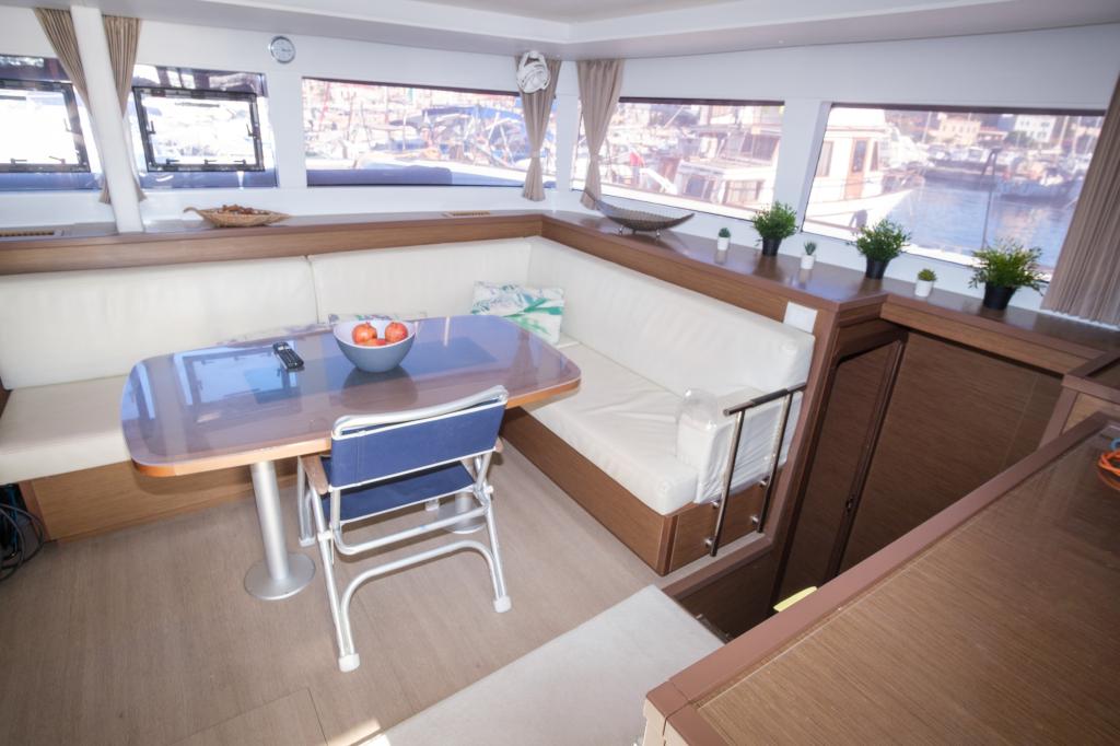 Lagoon 450f - Image 17