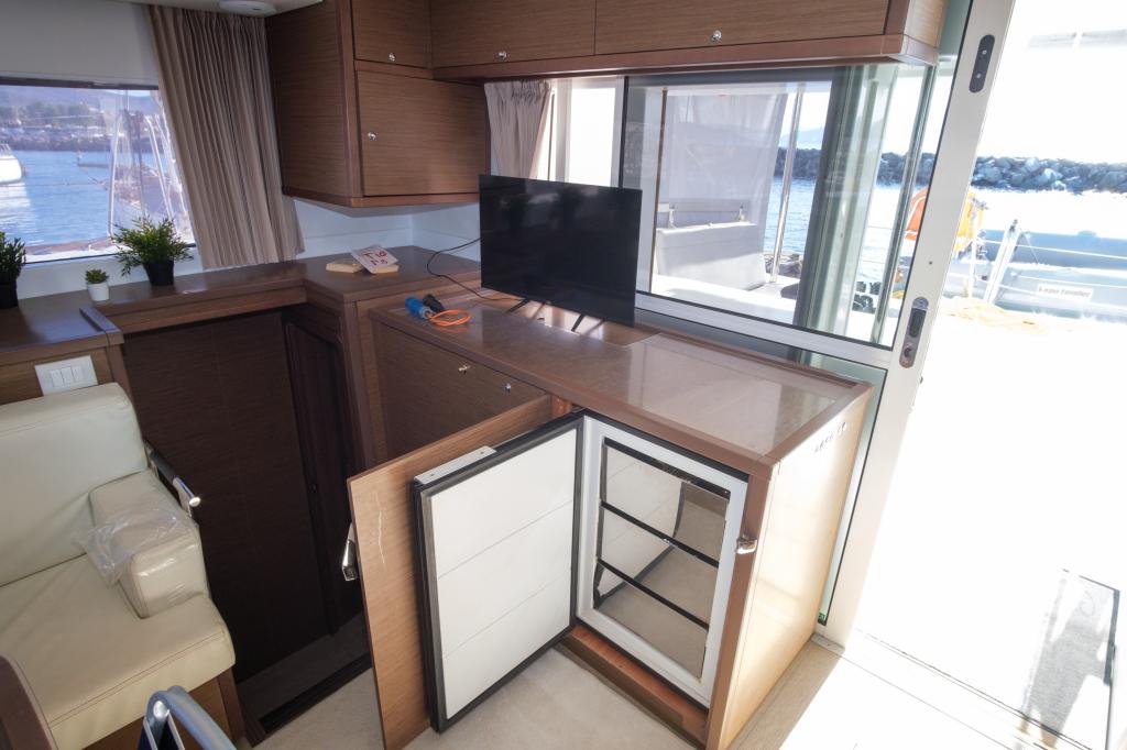 Lagoon 450f - Image 19