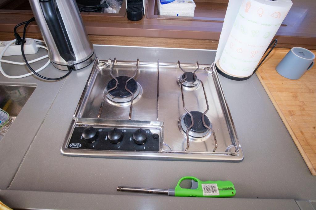 Lagoon 450f - Image 23