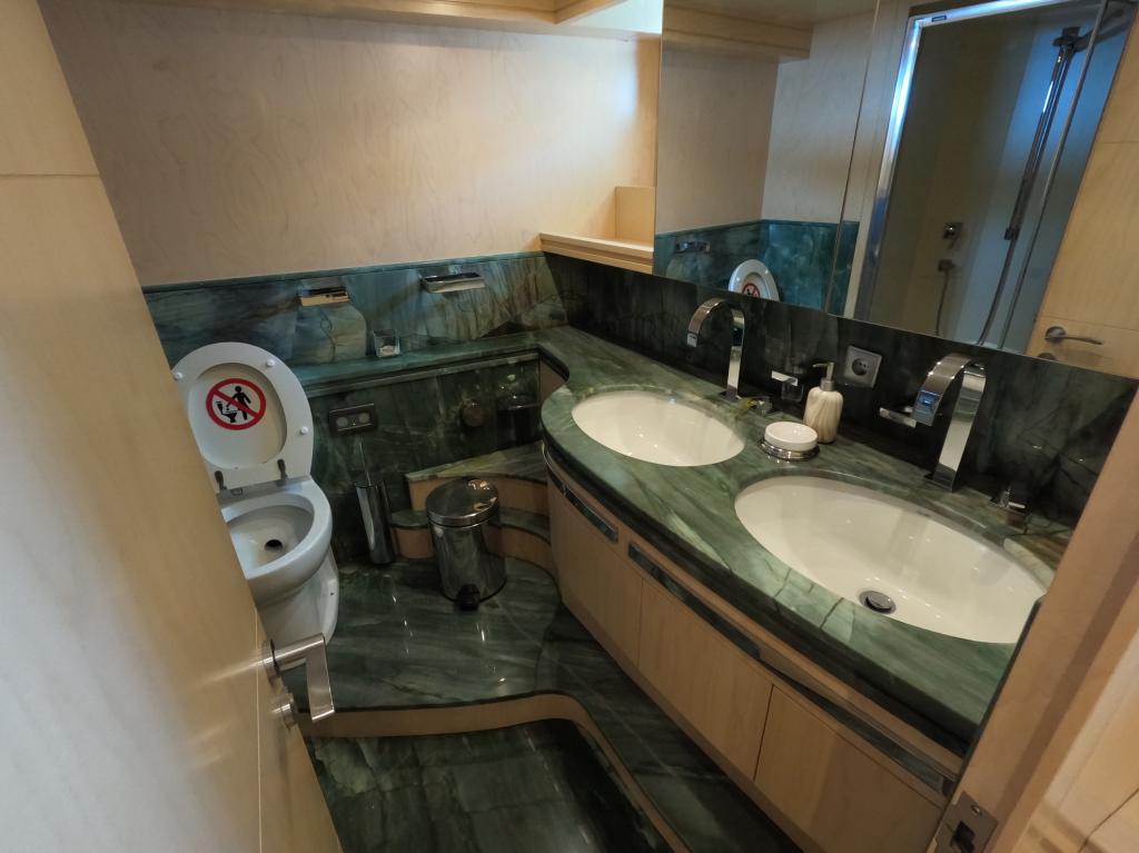 Maiora 33DP - Image 44