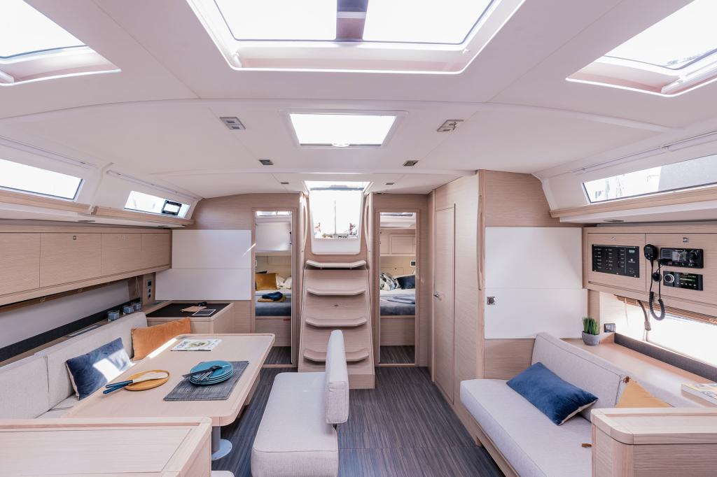 Dufour 470 - Image 17