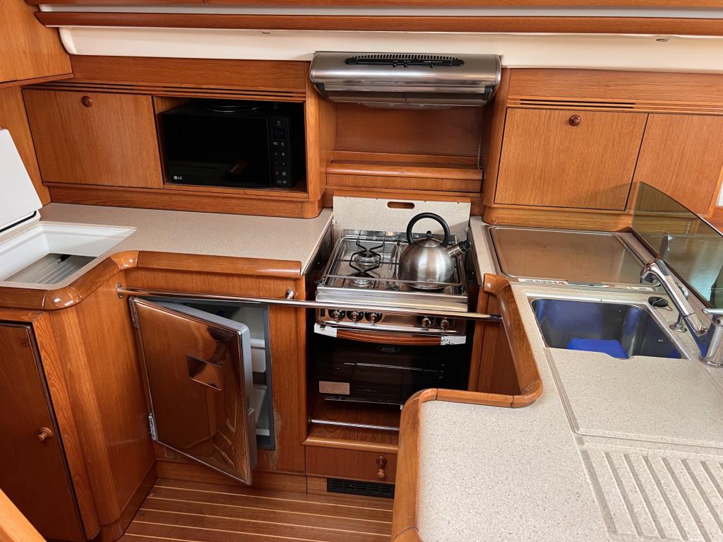 Jeanneau Sun Odyssey 54 DS - Image 13