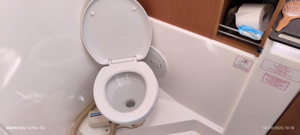 Bavaria Cruiser 51 - Image 30