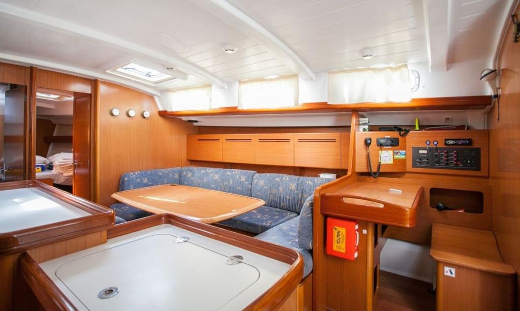 Beneteau Cyclades 50.5 - Image 10