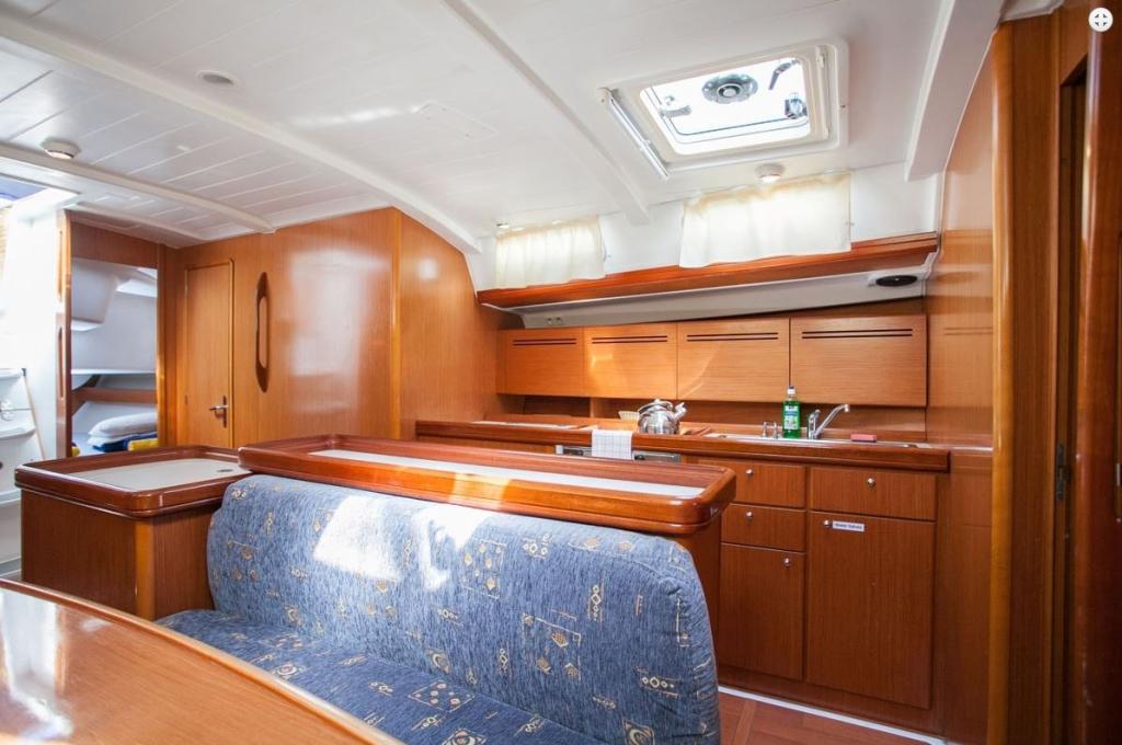 Beneteau Cyclades 50.5 - Image 12