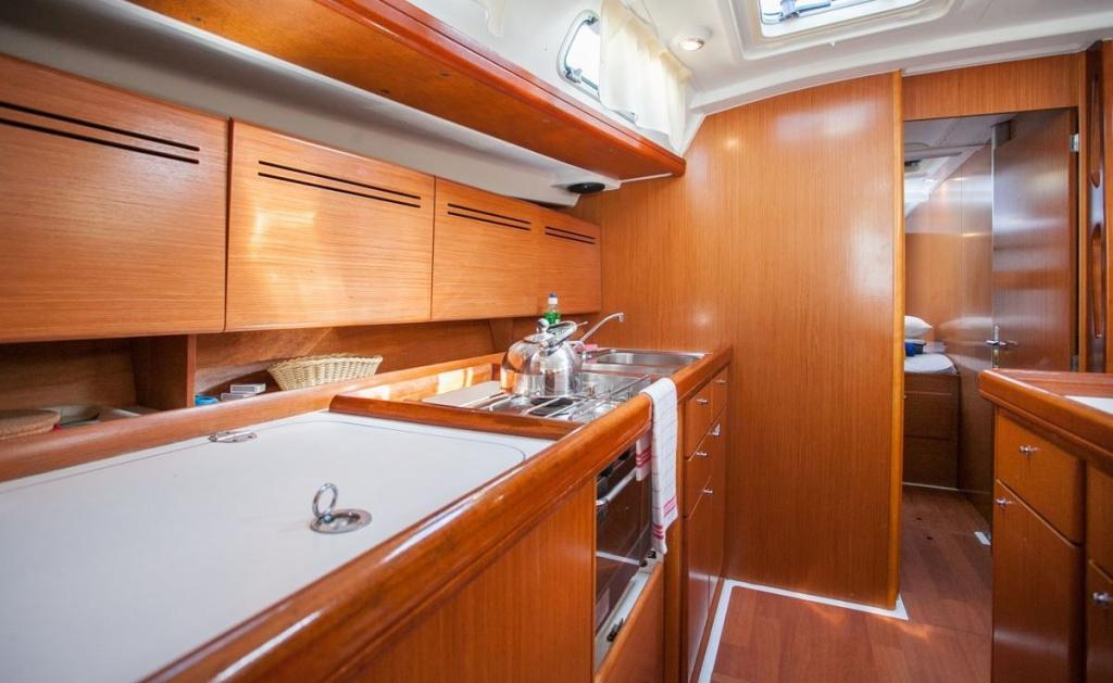 Beneteau Cyclades 50.5 - Image 15