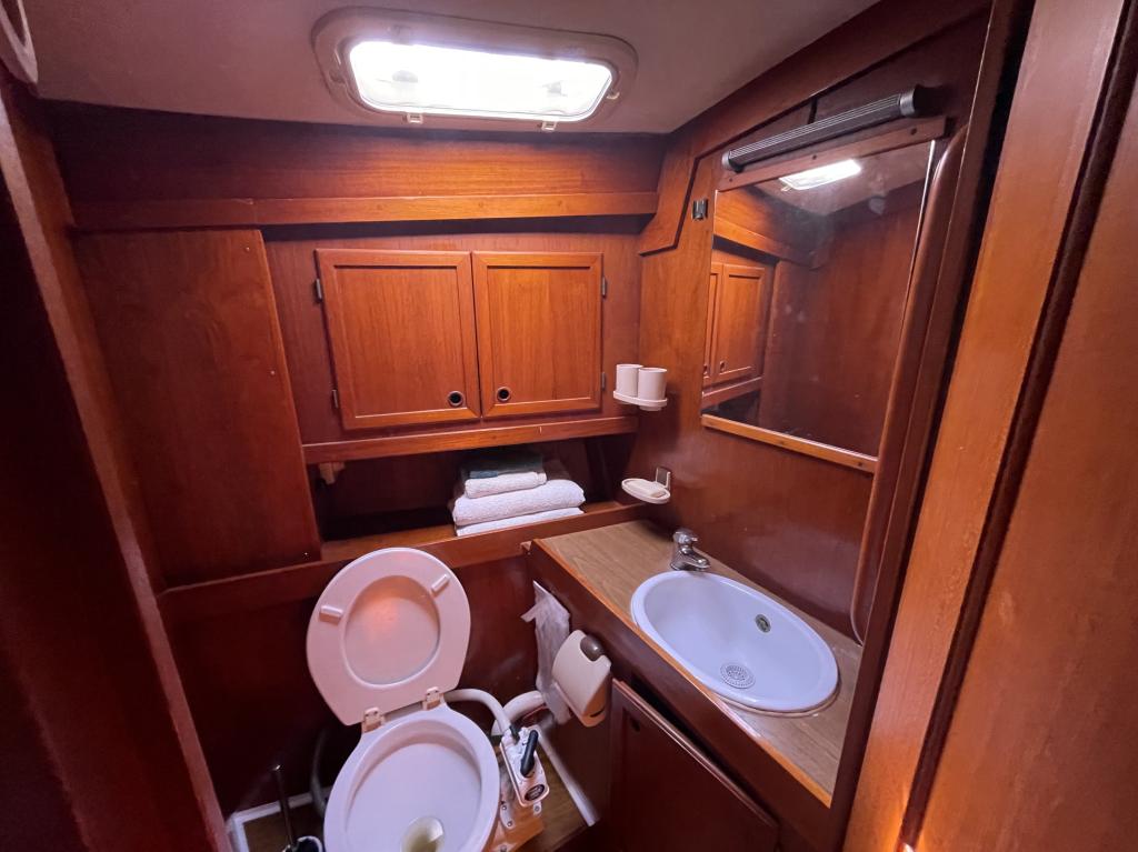 Nauticat 43 - Image 16