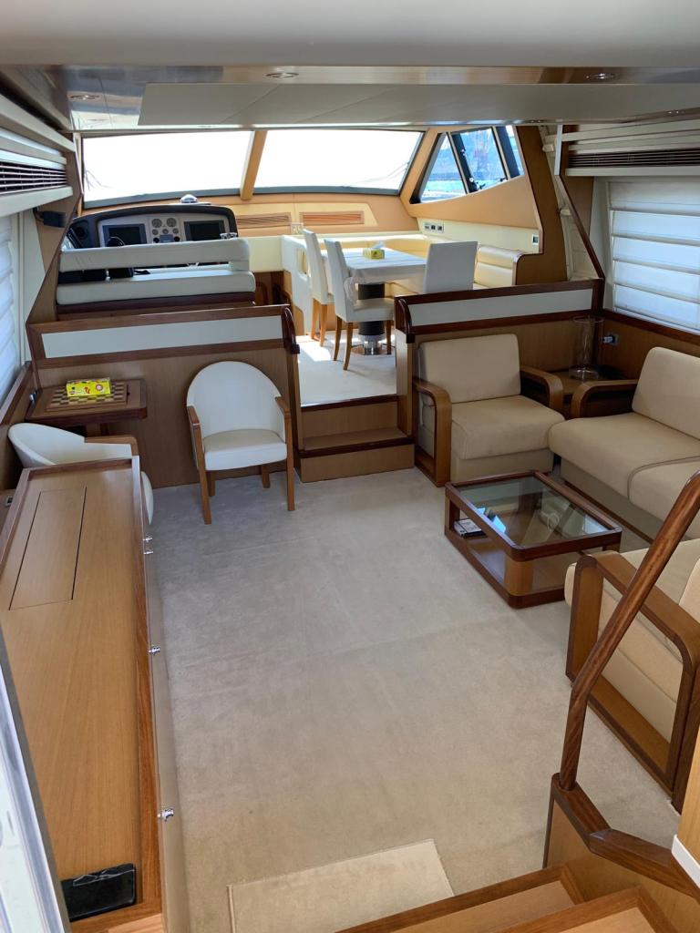 Ferretti Altura 690 - Image 8