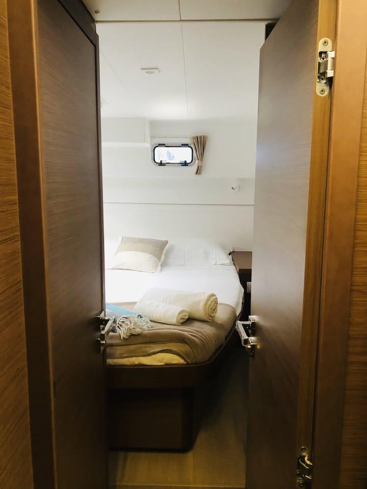 Lagoon 40 - Image 12